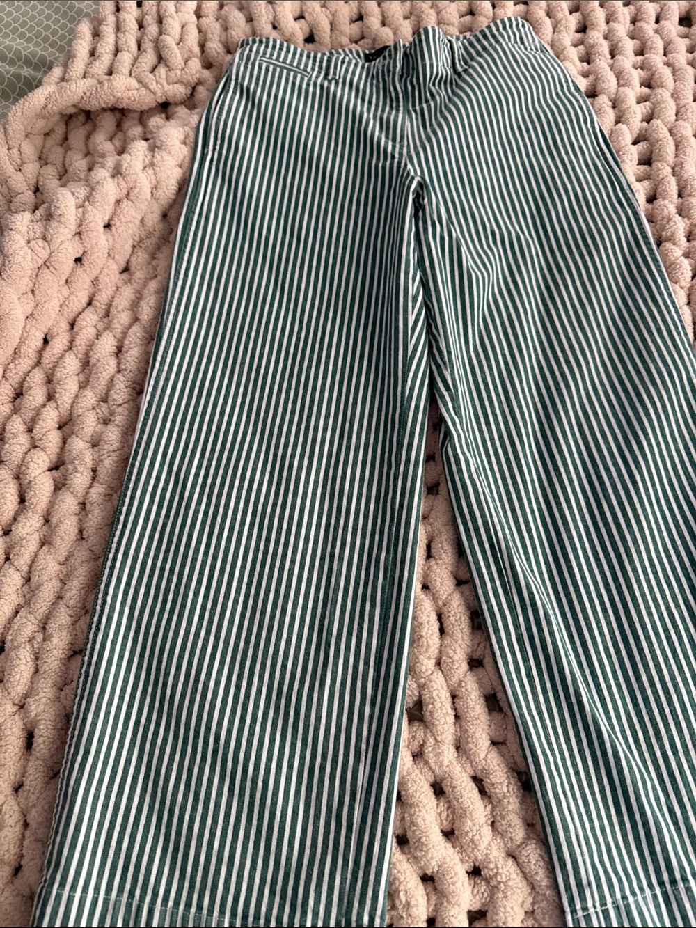 Talbots Green and White Pinstripe Cropped Pants